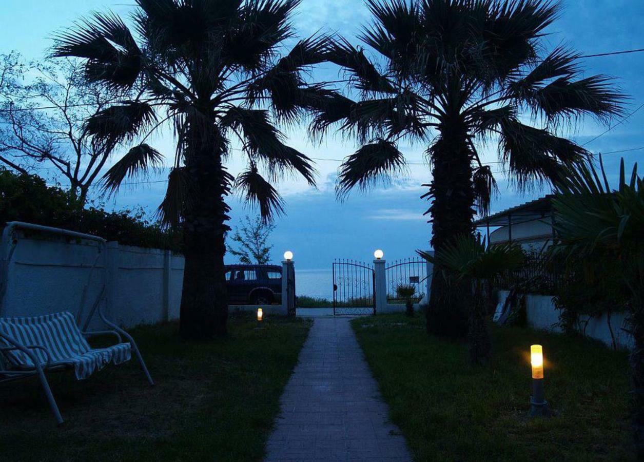 Avdira Seaside House Villa ภายนอก รูปภาพ